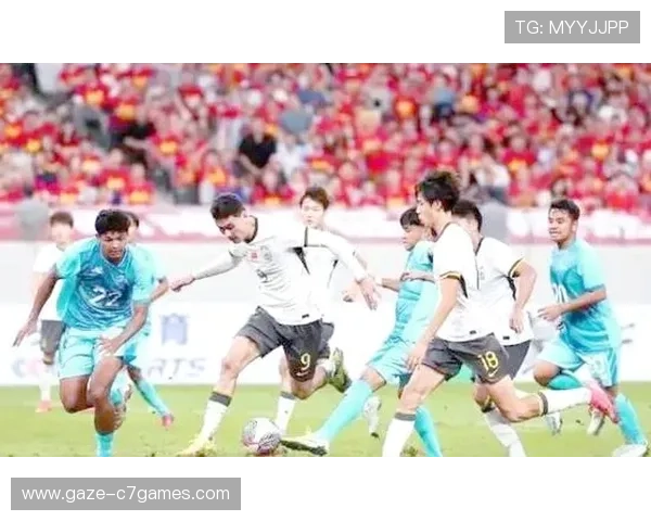 中国足球队热身赛大胜对手，备战世界杯征程展现强劲实力