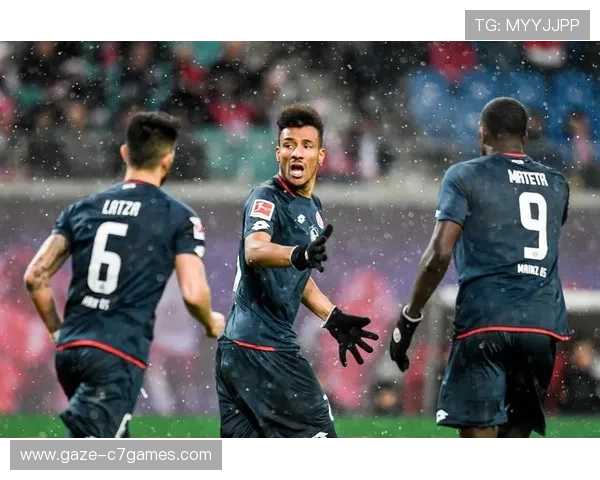 RB莱比锡足球俱乐部崛起之路：从德国足坛新星到欧洲强队的蜕变