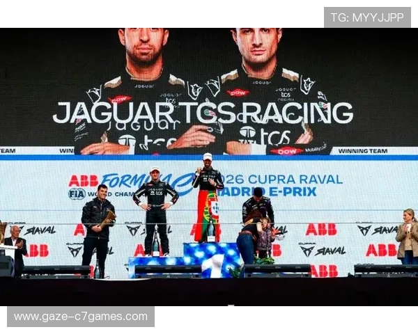 意大利大奖赛激烈角逐 车手争夺年度总冠军关键积分