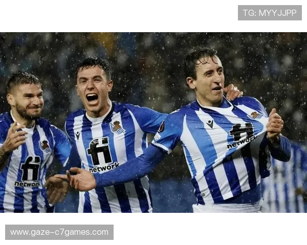 巴拉多利德俱乐部最新动态详解及未来赛季展望分析