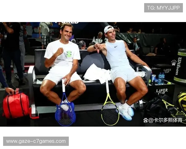 网球大师赛精彩回顾 纳达尔和费德勒遗憾告别 赛季终极对决引发全球关注